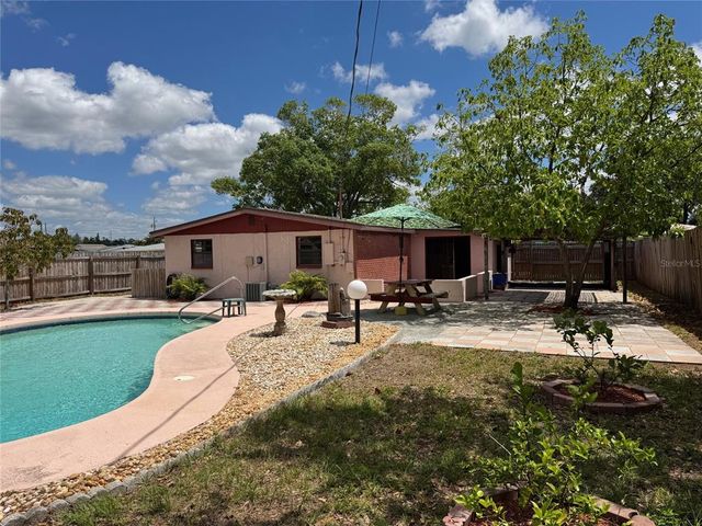 6420 N THATCHER AVENUE, Tampa, FL 33614