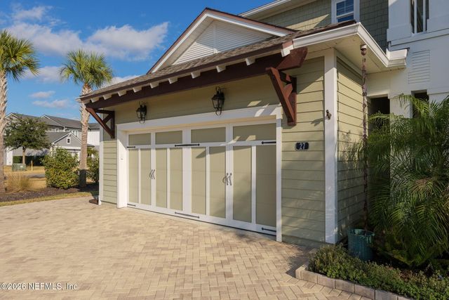 27 HONEY BLOSSOM Road, St. Johns, FL 32259