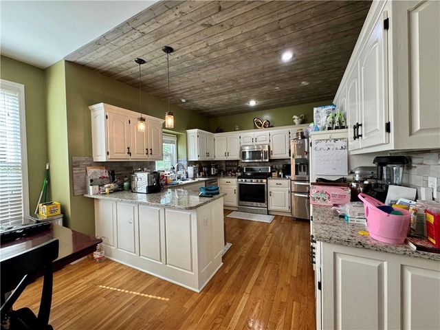 1207 N 1st Street E, Louisburg, KS 66053