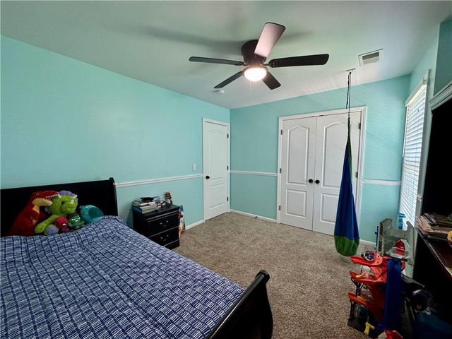 1207 N 1st Street E, Louisburg, KS 66053