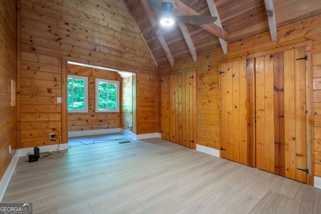 225 Cherokee Circle, Ellijay, GA 30536