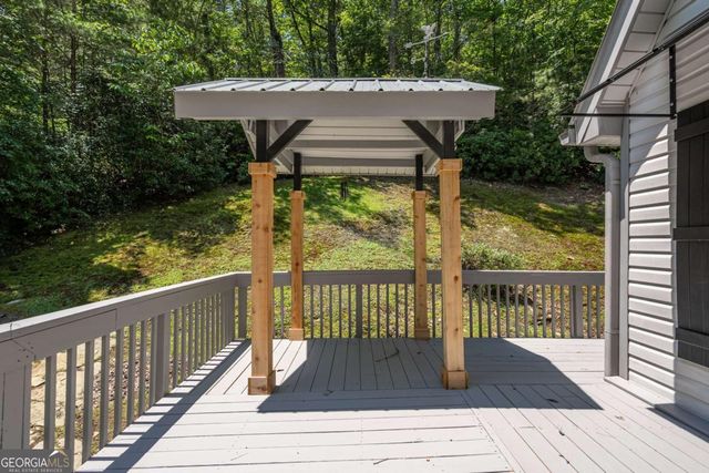 225 Cherokee Circle, Ellijay, GA 30536