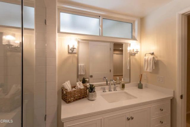 555 Paulette Place, La Canada Flintridge, CA 91011