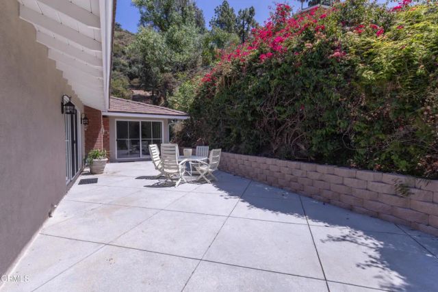 555 Paulette Place, La Canada Flintridge, CA 91011