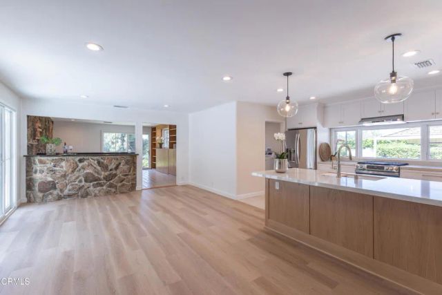 555 Paulette Place, La Canada Flintridge, CA 91011