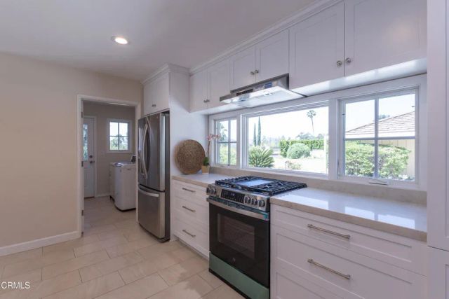 555 Paulette Place, La Canada Flintridge, CA 91011