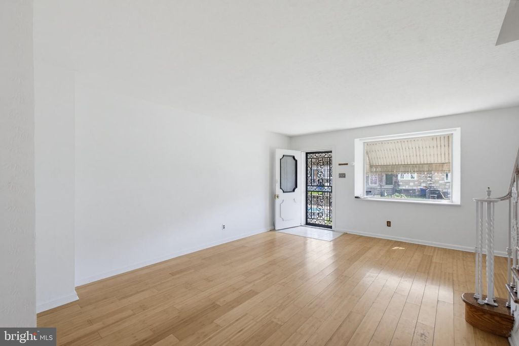 6714 GILLESPIE ST, Philadelphia, PA 19135 — photo 4