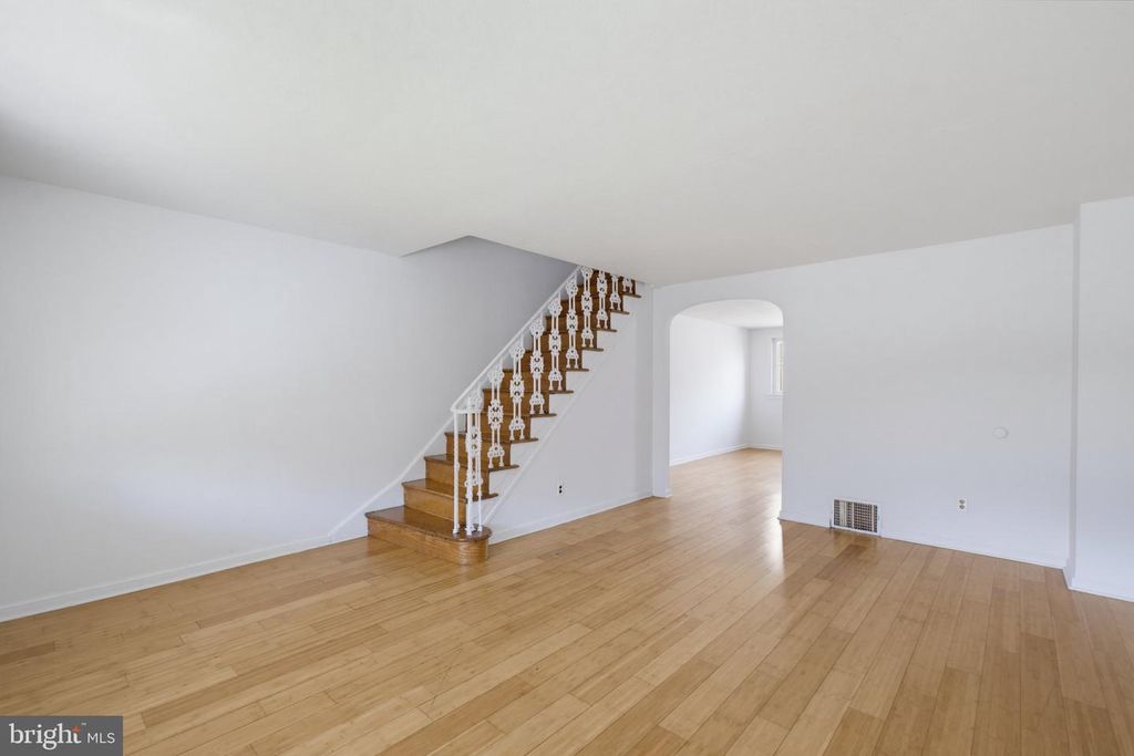 6714 GILLESPIE ST, Philadelphia, PA 19135 — photo 5