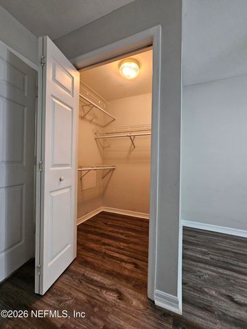 3591 KERNAN Boulevard S 323, Jacksonville, FL 33224