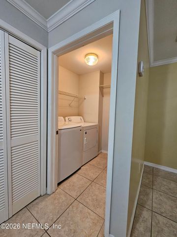 3591 KERNAN Boulevard S 323, Jacksonville, FL 33224