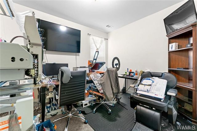 11774 Meadowlawn, Moundville, AL 35474