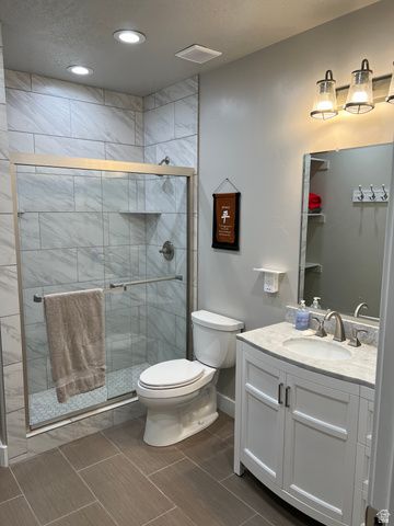 4786 W FURYK CT, South Jordan, UT 84009