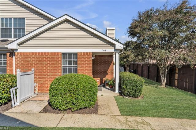 202 Westgate CIR, Williamsburg, VA 23185