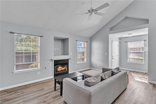 202 Westgate CIR, Williamsburg, VA 23185