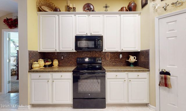 1700 WATERS EDGE Drive, Fleming Island, FL 32003