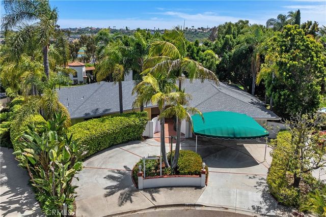 2086 Playa Road, Carlsbad, CA 92009
