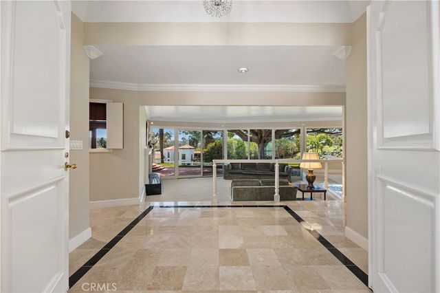 2086 Playa Road, Carlsbad, CA 92009