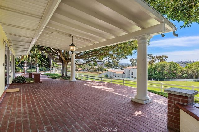 2086 Playa Road, Carlsbad, CA 92009