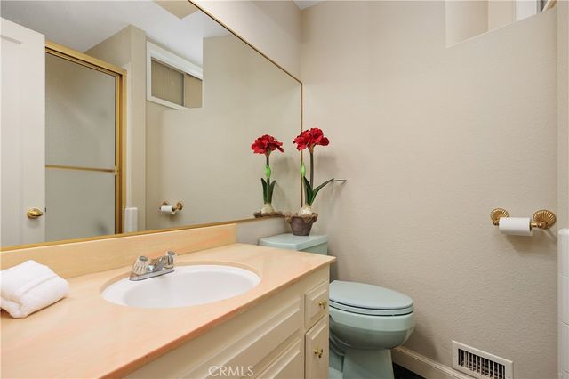 2086 Playa Road, Carlsbad, CA 92009