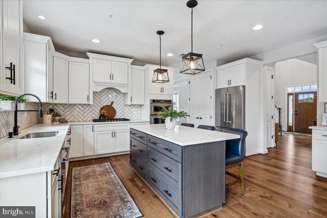 11027 LOCUST DR, Damascus, MD 20872