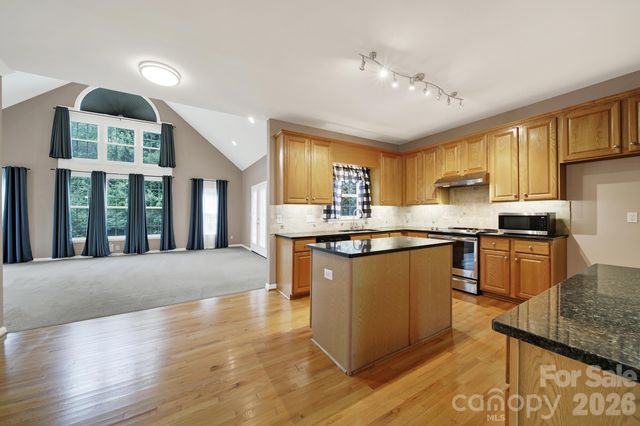5709 Mallard Grove Road, Charlotte, NC 28269