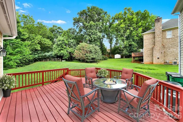 5709 Mallard Grove Road, Charlotte, NC 28269