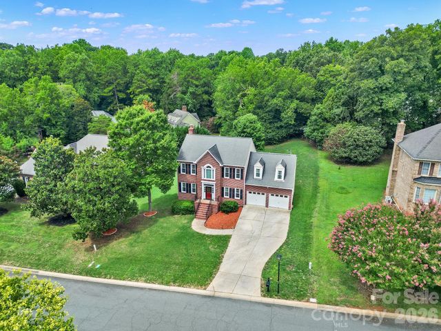 5709 Mallard Grove Road, Charlotte, NC 28269