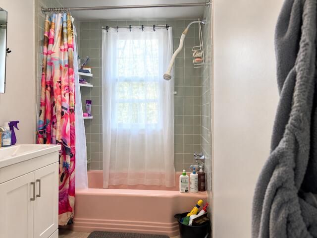 1305 N Kaley Street, South Bend, IN 46628