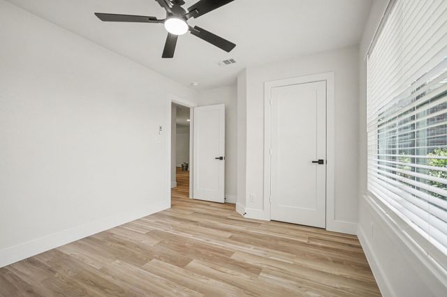 603 River Run Drive, Glenn Heights, TX 75154