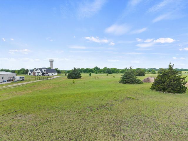 1259 Willy Vester Road, Van Alstyne, TX 75495