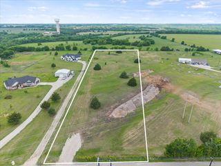 1259 Willy Vester Road, Van Alstyne, TX 75495