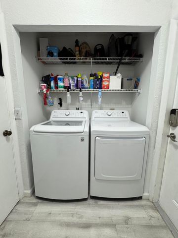 1518 Royal Forest Court, Palm Springs, FL 33406