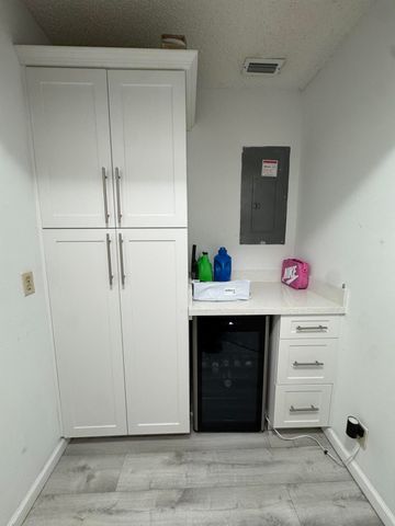 1518 Royal Forest Court, Palm Springs, FL 33406