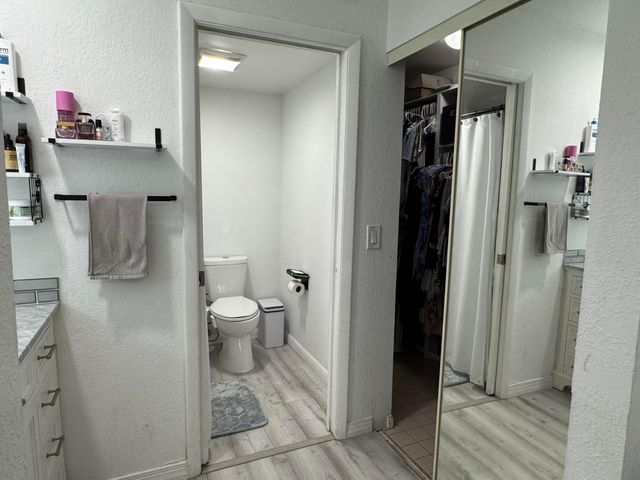 1518 Royal Forest Court, Palm Springs, FL 33406