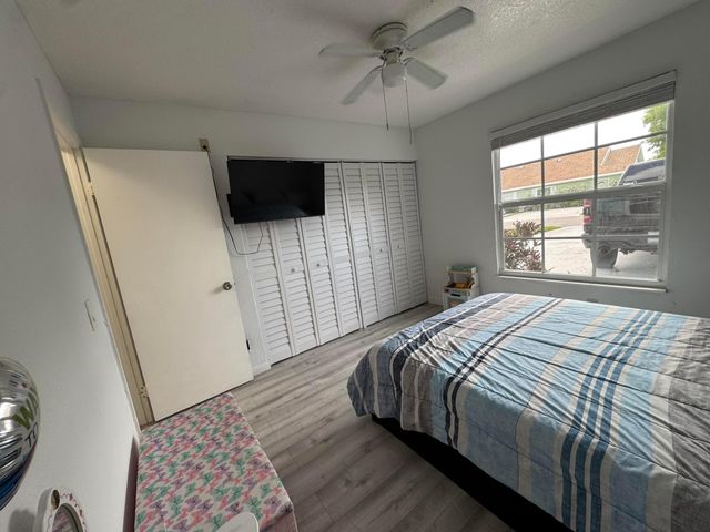 1518 Royal Forest Court, Palm Springs, FL 33406