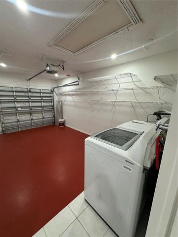 7862 SW 157th Ct, Miami, FL 33193