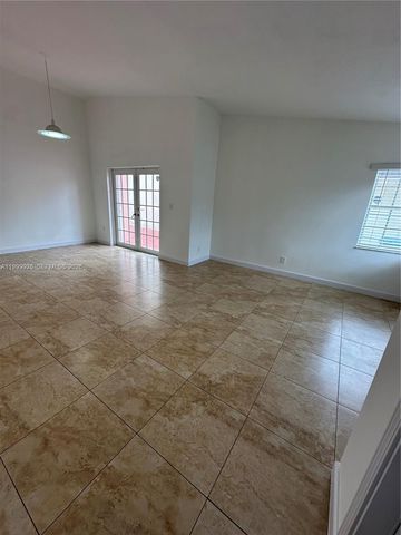 7862 SW 157th Ct, Miami, FL 33193