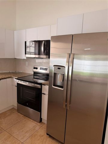 7862 SW 157th Ct, Miami, FL 33193