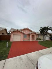 7862 SW 157th Ct, Miami, FL 33193