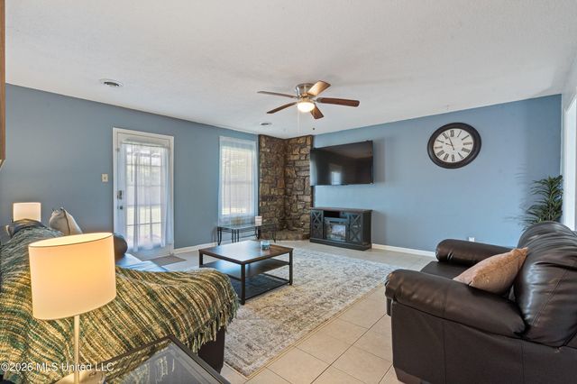 1880 Custer Drive, Southaven, MS 38671