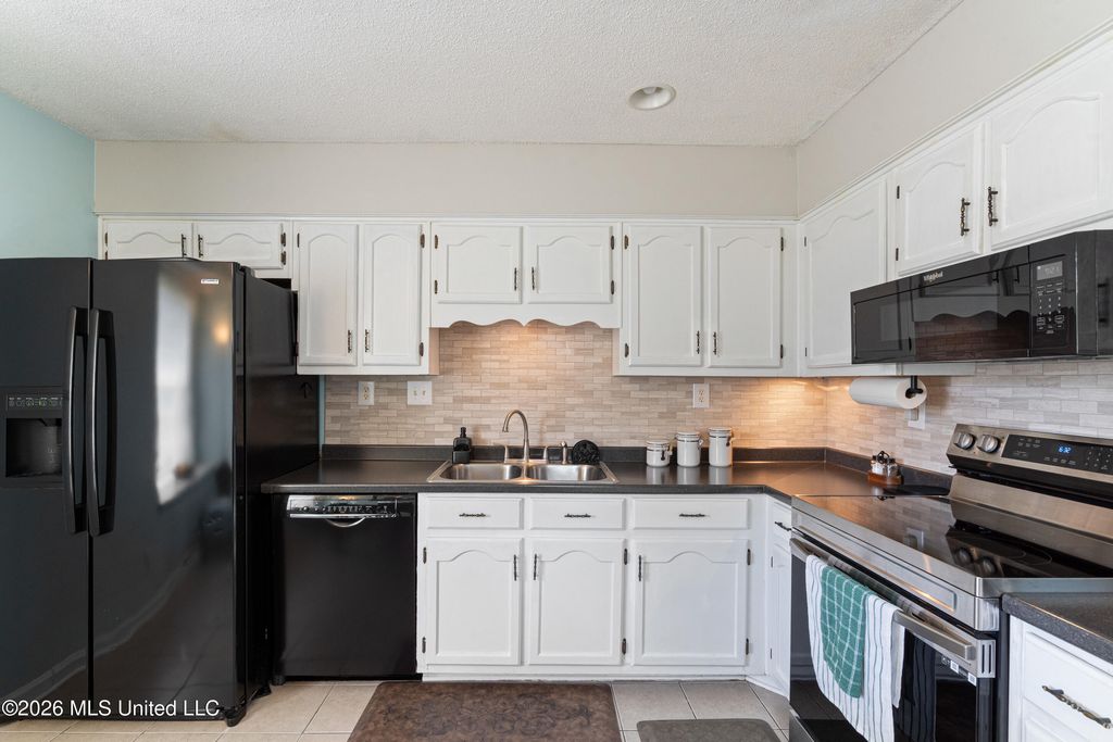 1880 Custer Drive, Southaven, MS 38671 — photo 5