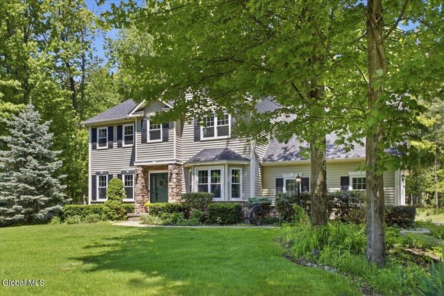 2 Sheffield Road, Wilton, NY 12831
