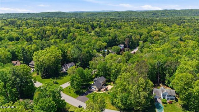 2 Sheffield Road, Wilton, NY 12831