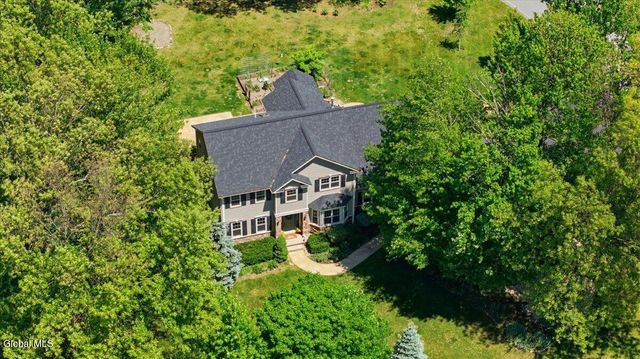 2 Sheffield Road, Wilton, NY 12831