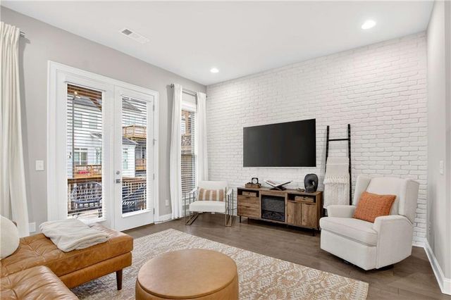 4302 Parkside Place, Atlanta, GA 30342