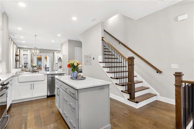 4302 Parkside Place, Atlanta, GA 30342
