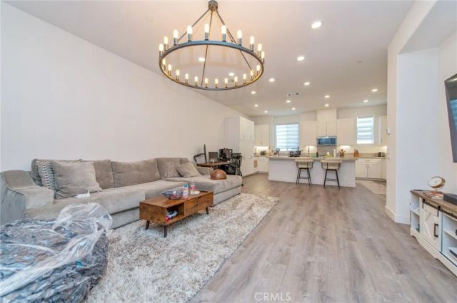 233 Sash, Irvine, CA 92618