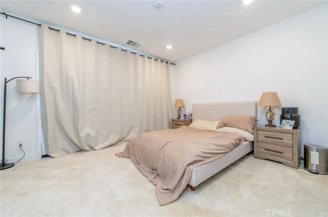 233 Sash, Irvine, CA 92618