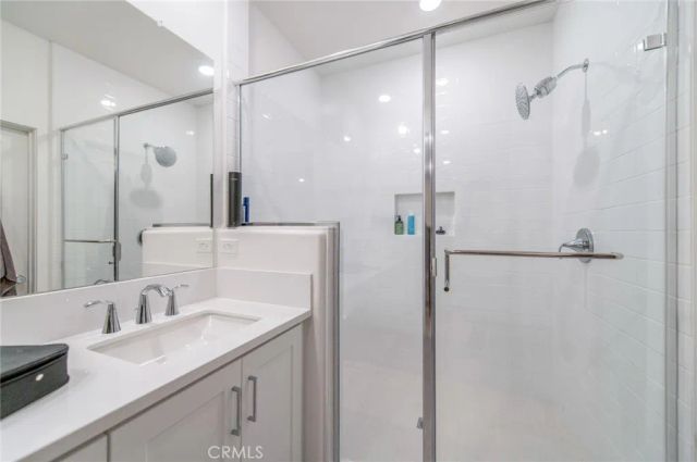 233 Sash, Irvine, CA 92618
