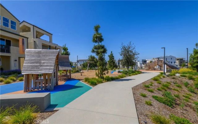 233 Sash, Irvine, CA 92618